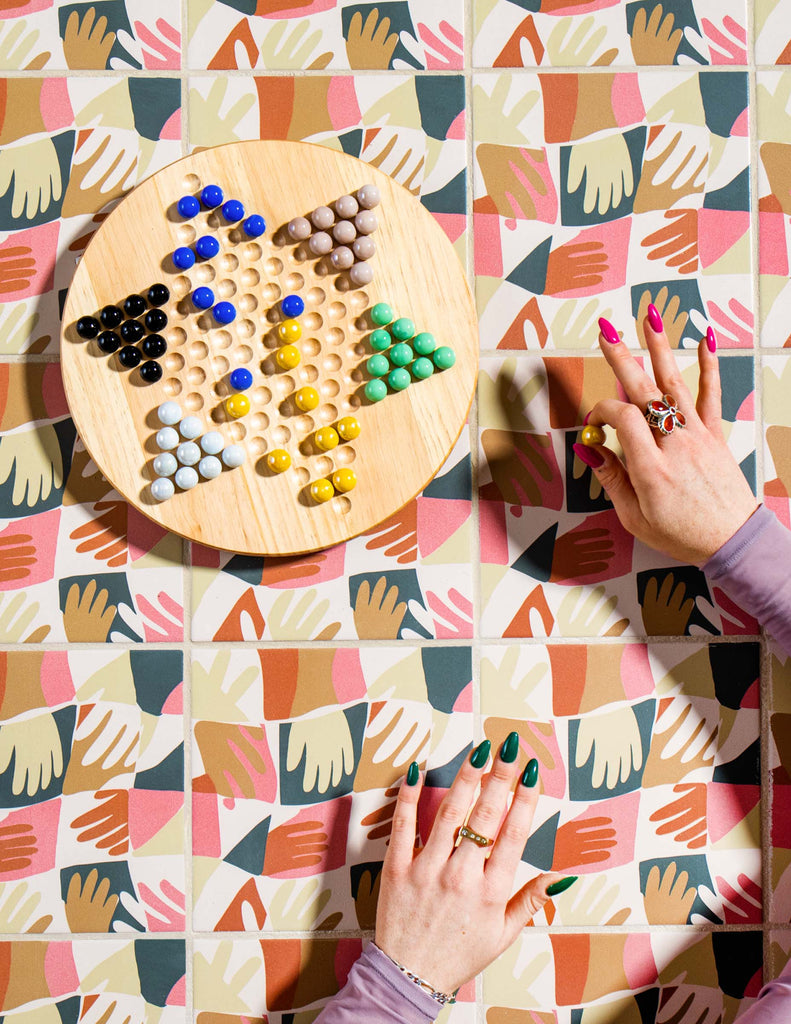 Prismatic Hands Tile